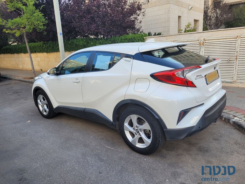 2017' Toyota C-HR טויוטה photo #1