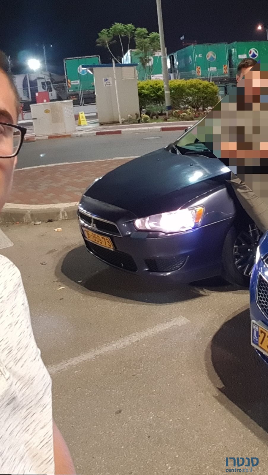 2010' Mitsubishi Lancer photo #3