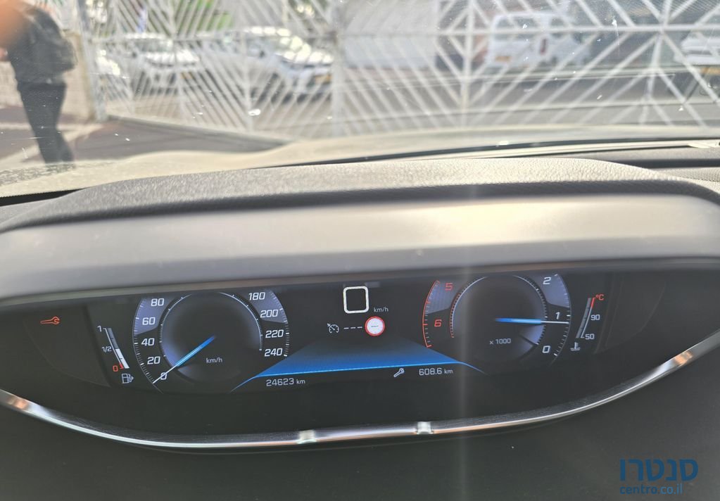 2020' Peugeot 3008 פיג'ו photo #3