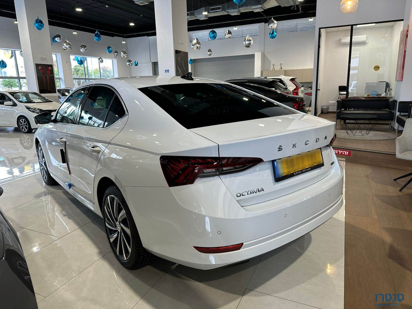 2023' Skoda Octavia photo #4