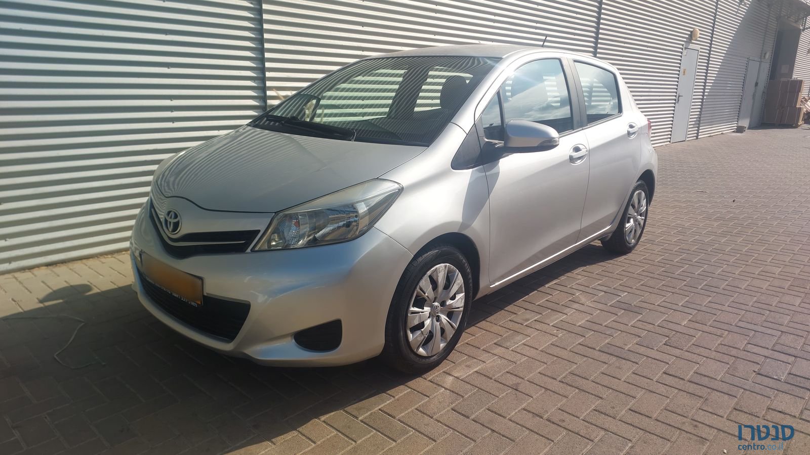 2013' Toyota Yaris טויוטה יאריס photo #1