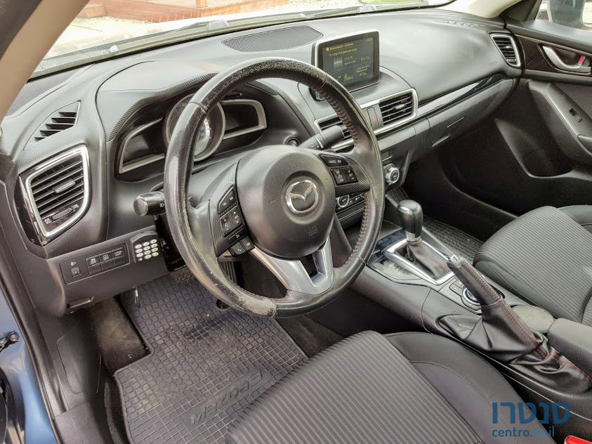 2015' Mazda 3 photo #3