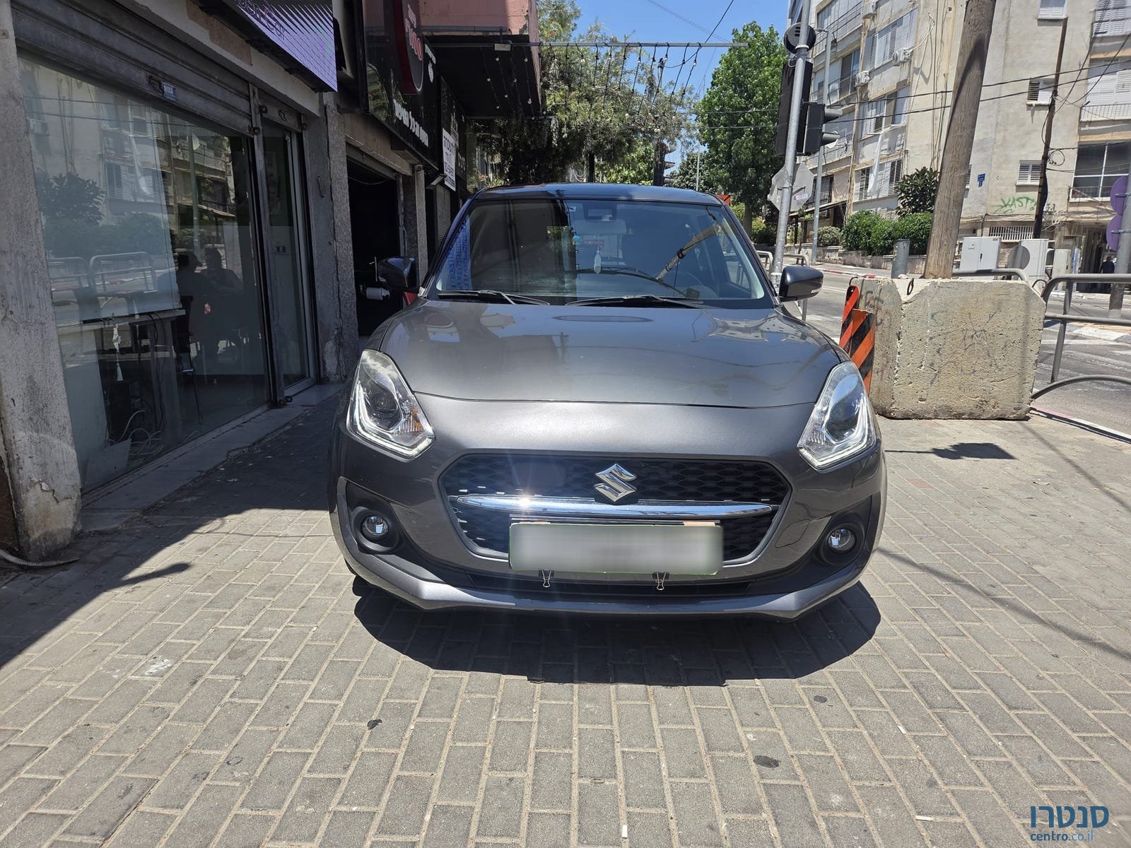 2022' Suzuki Swift photo #3