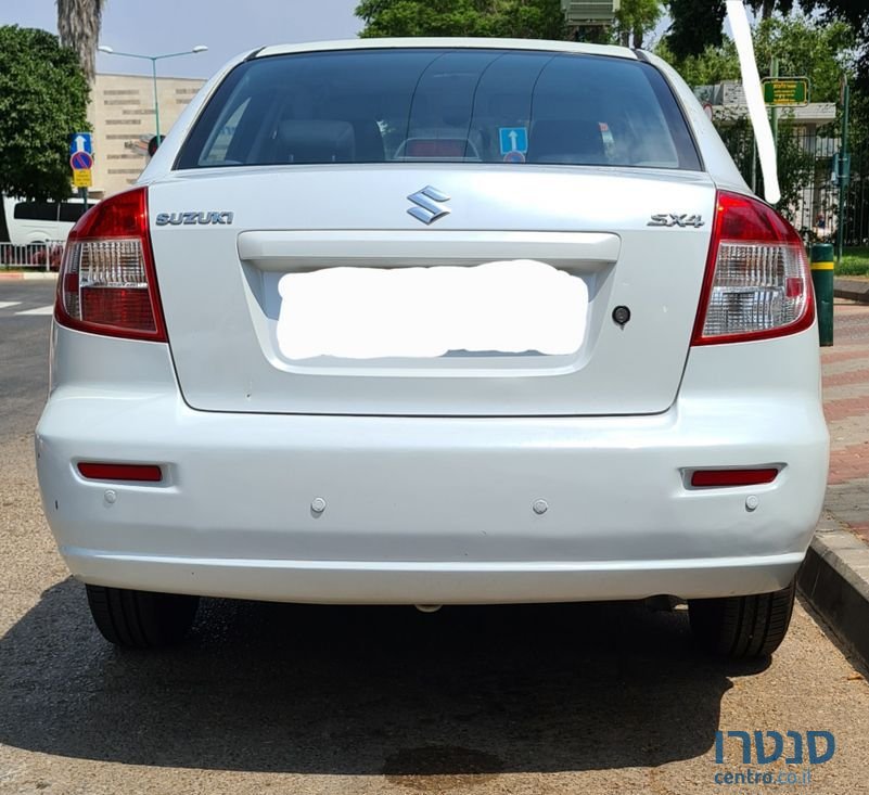 2010' Suzuki SX4 סוזוקי photo #4