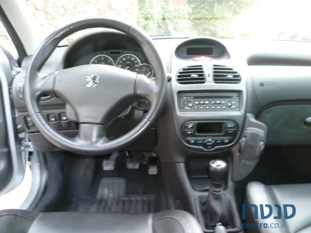 2005' Peugeot 206 photo #4