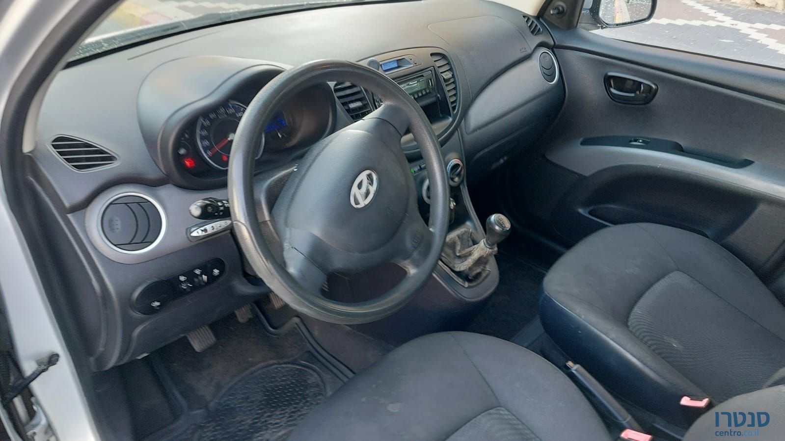 2011' Hyundai i10 יונדאי photo #2