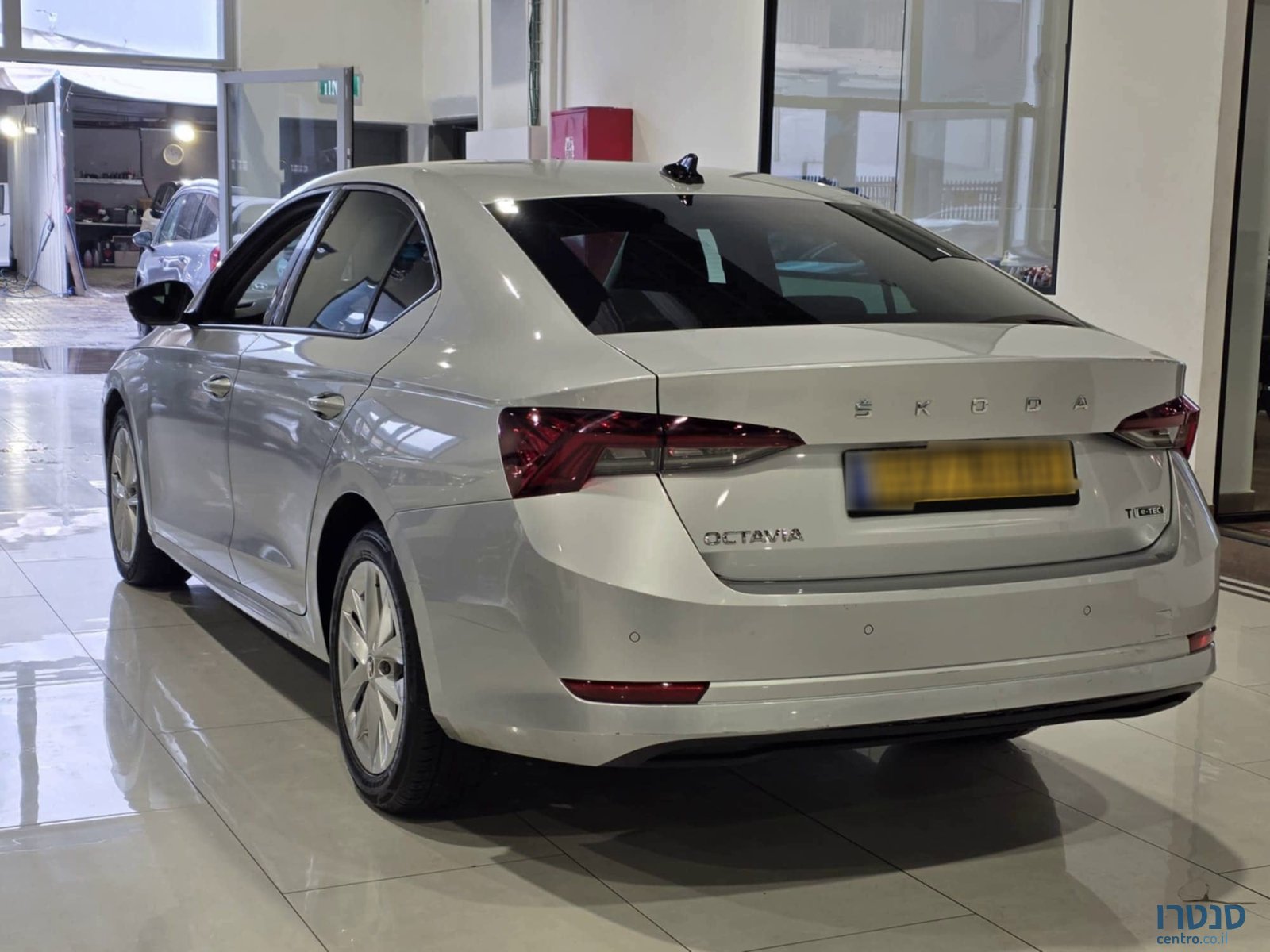 2023' Skoda Octavia photo #4