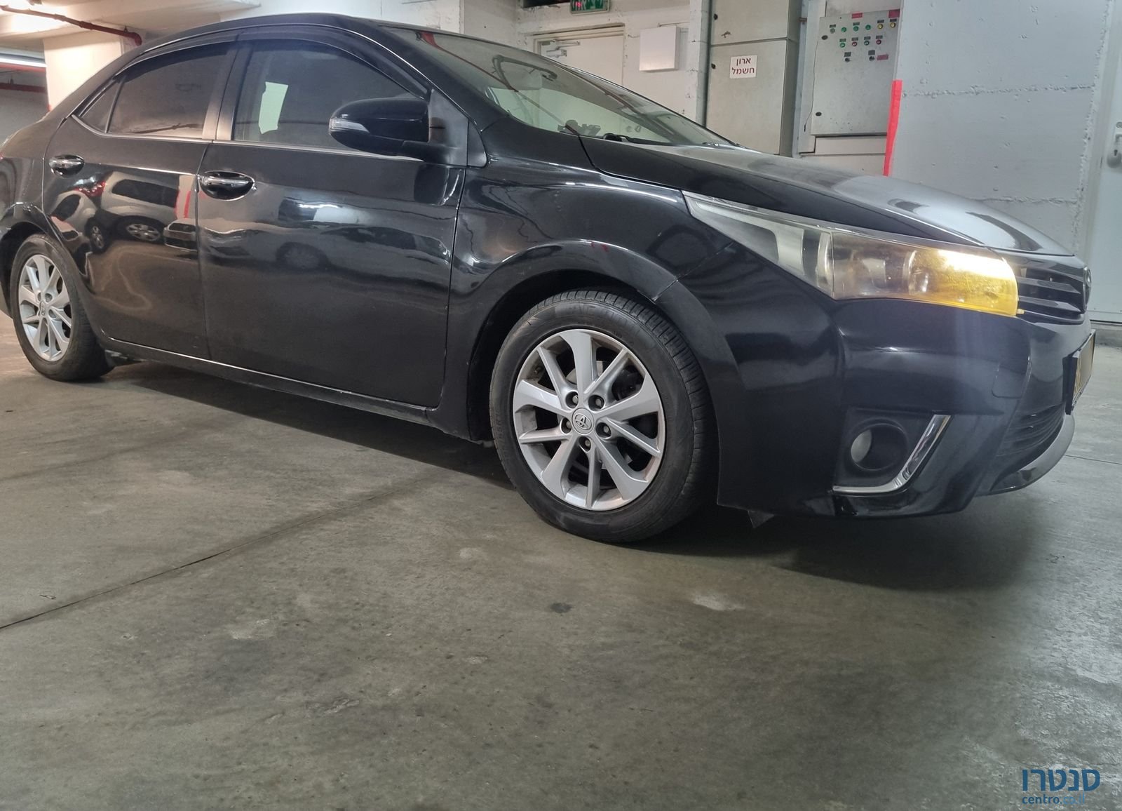 2015' Toyota Corolla טויוטה קורולה photo #6