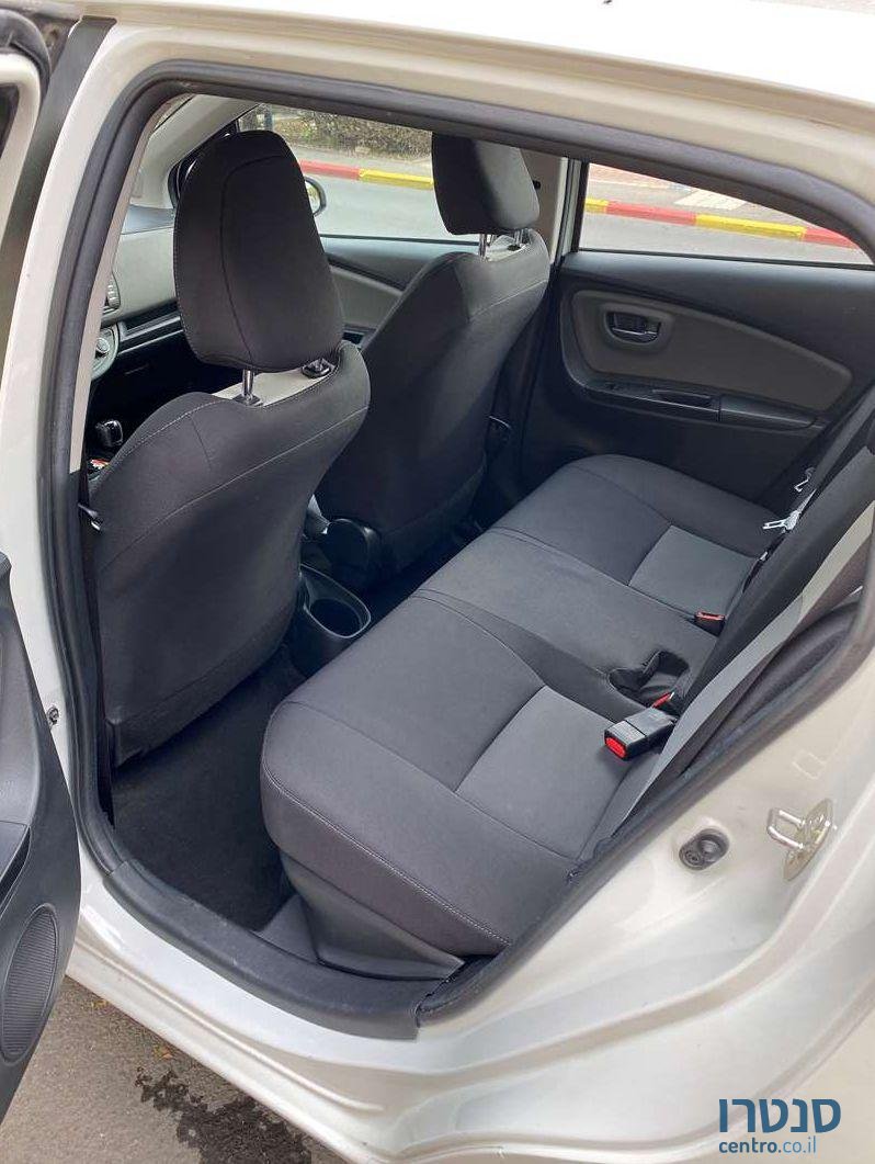 2017' Toyota Yaris טויוטה יאריס photo #2