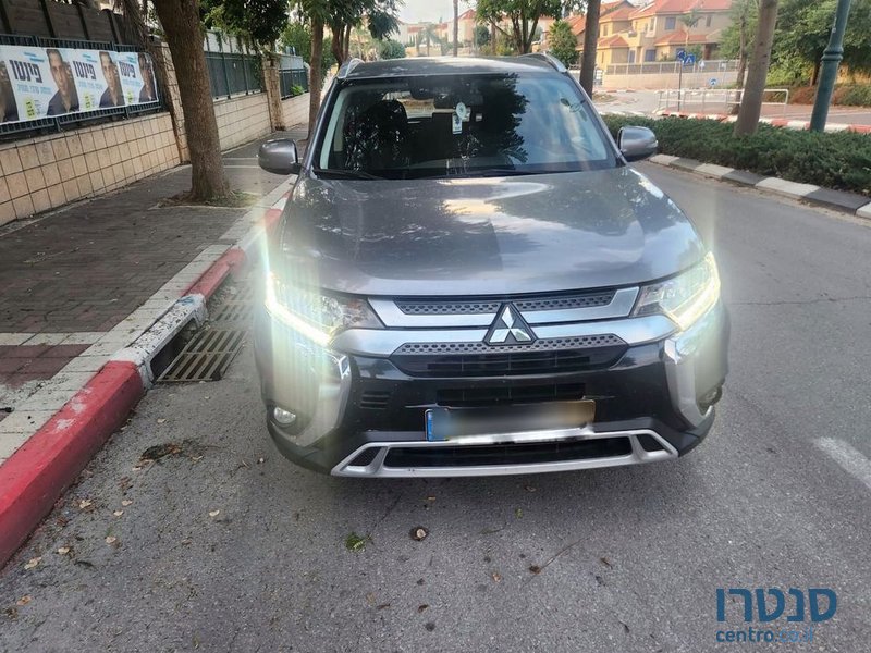 2021' Mitsubishi Outlander מיצובישי אאוטלנדר photo #6