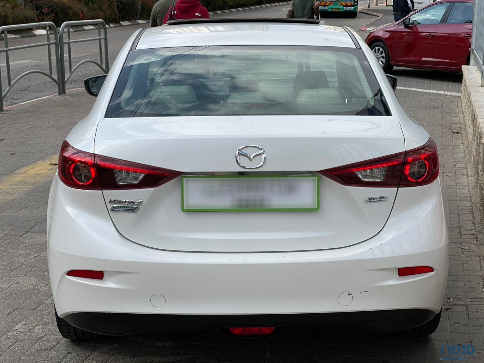 2018' Mazda 3 photo #6