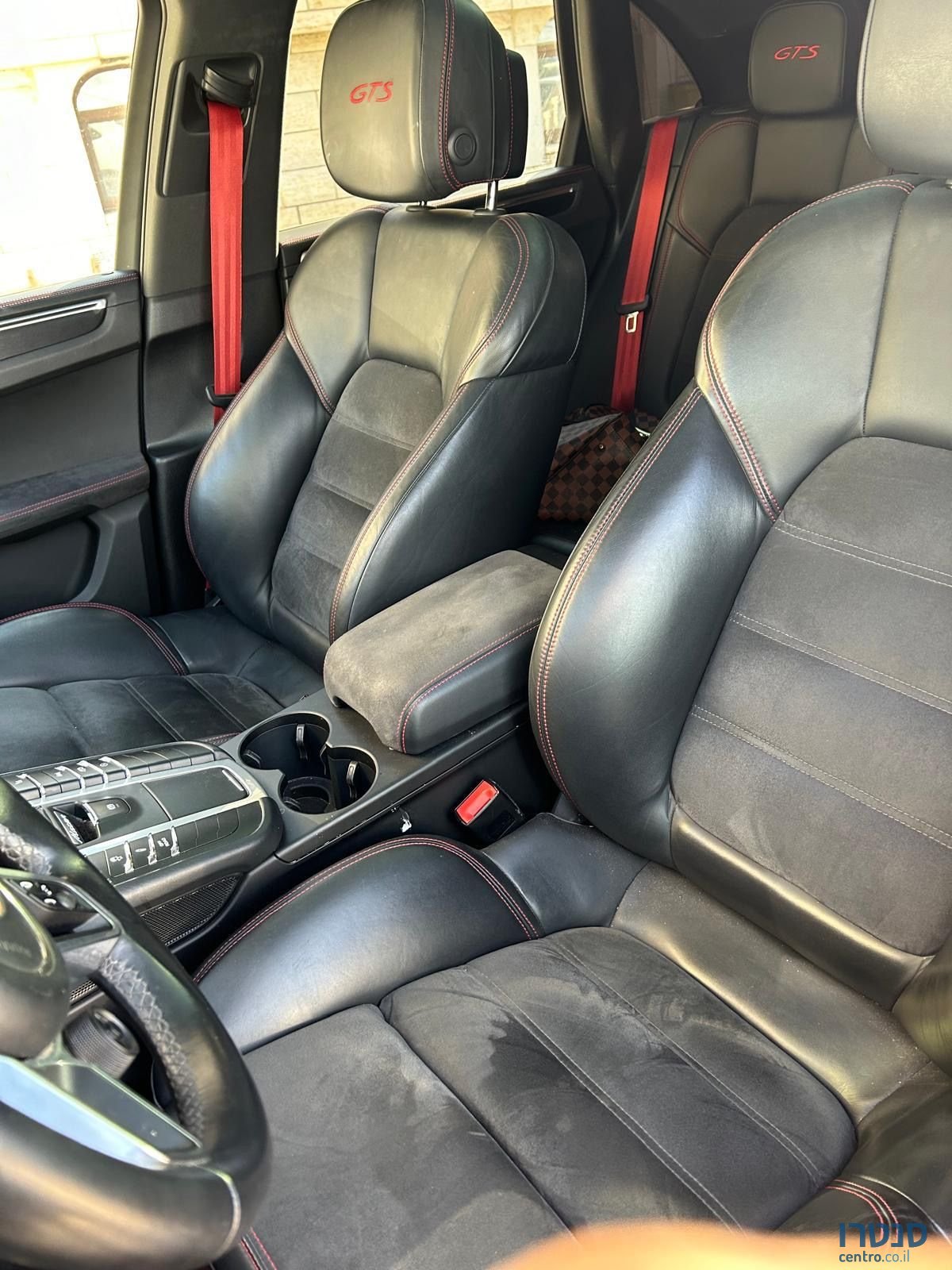 2021' Porsche Gts פורשה מקאן photo #2