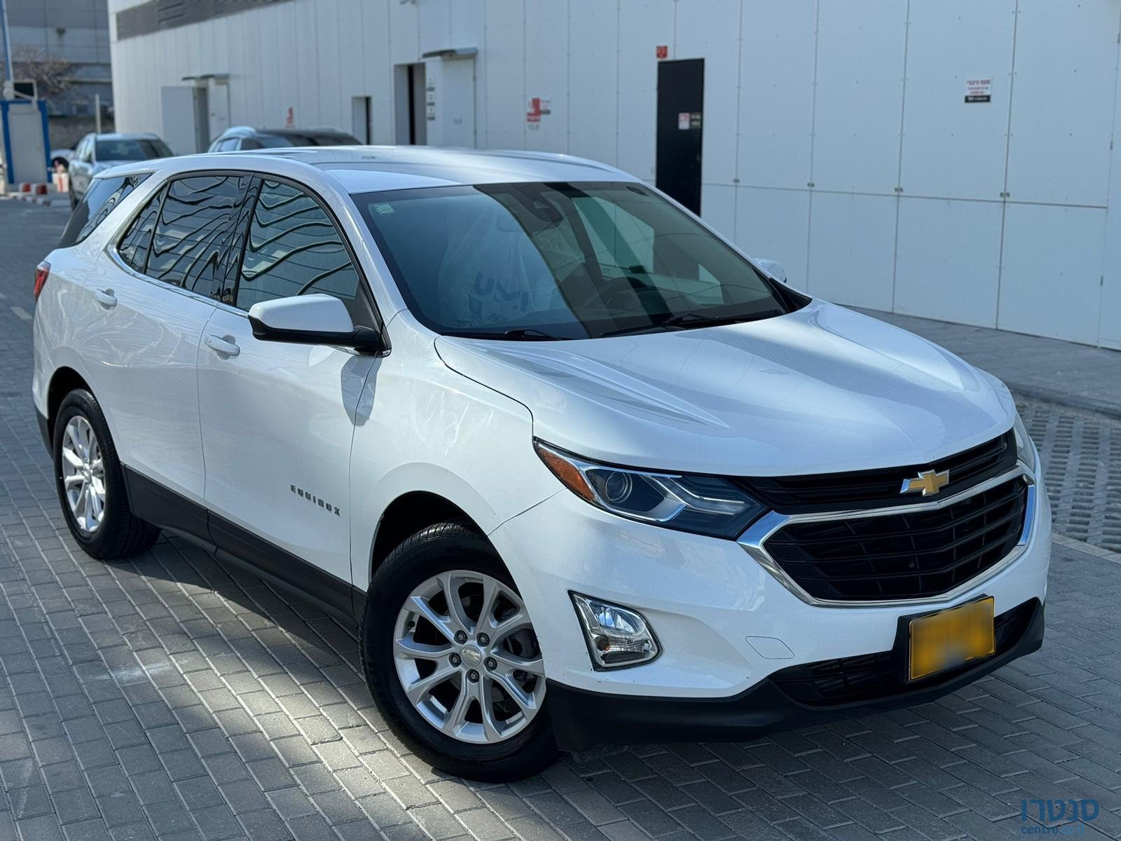 2020' Chevrolet photo #2