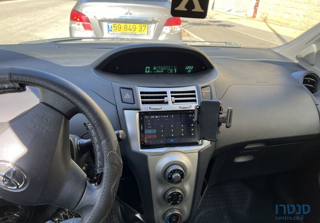 2007' Toyota Yaris טויוטה יאריס photo #3