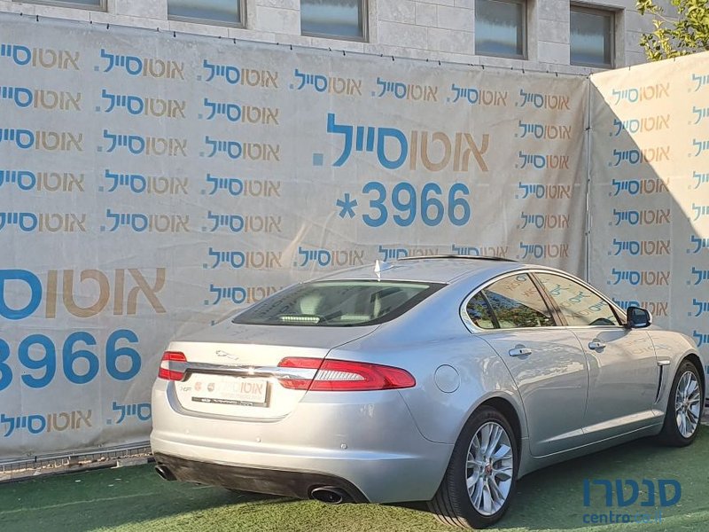 2015' Jaguar XF יגואר photo #6