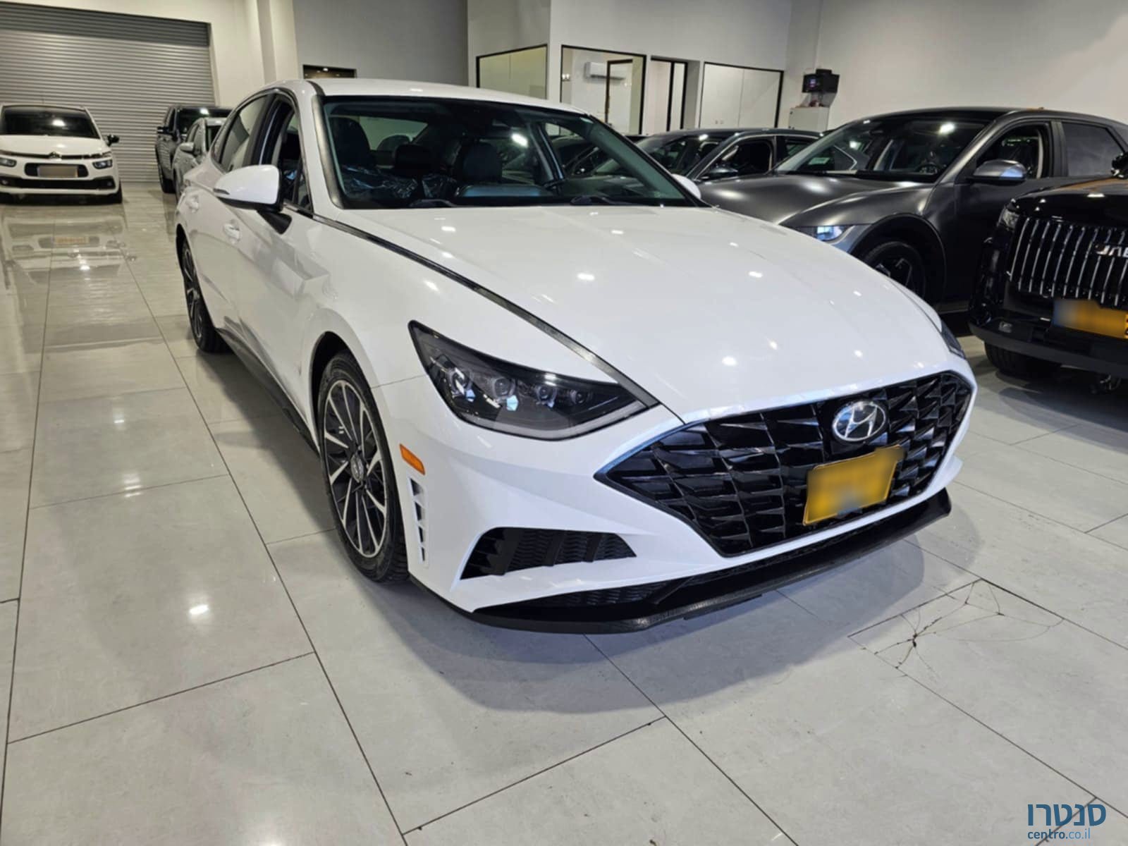 2022' Hyundai Sonata photo #2