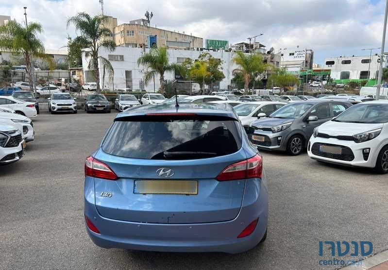 2015' Hyundai i30 יונדאי photo #5