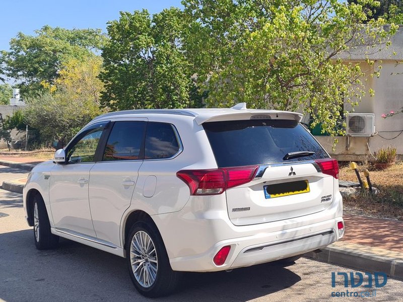 2019' Mitsubishi Outlander מיצובישי אאוטלנדר photo #5