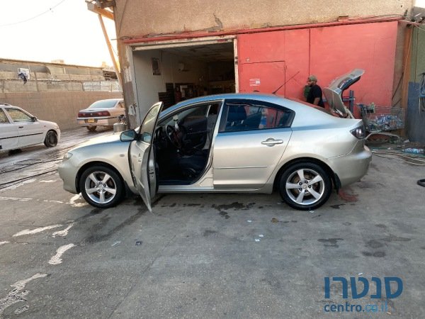 2003' Mazda 3 photo #1