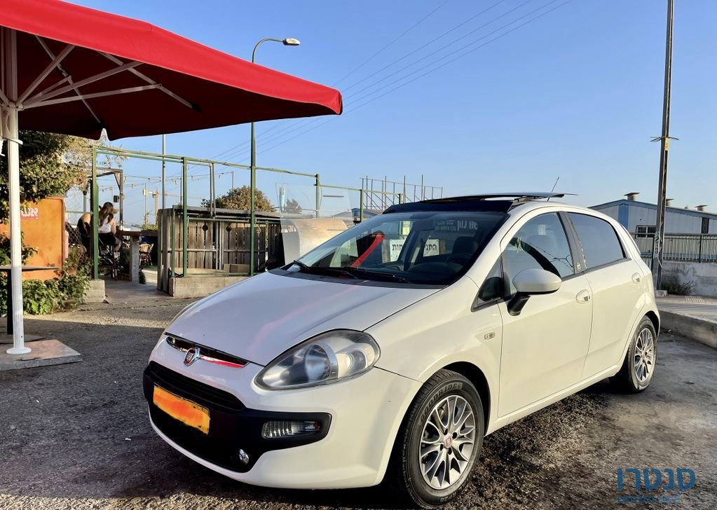 2012' Fiat Punto Evo פיאט פונטו איבו photo #1