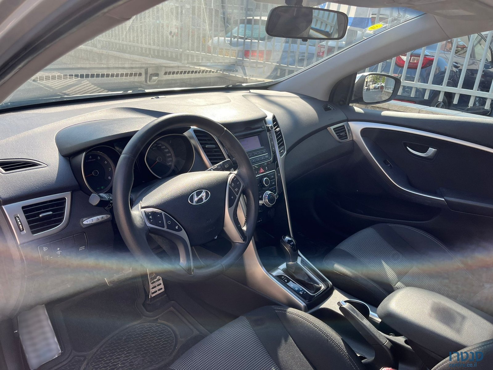 2016' Hyundai i30 photo #3