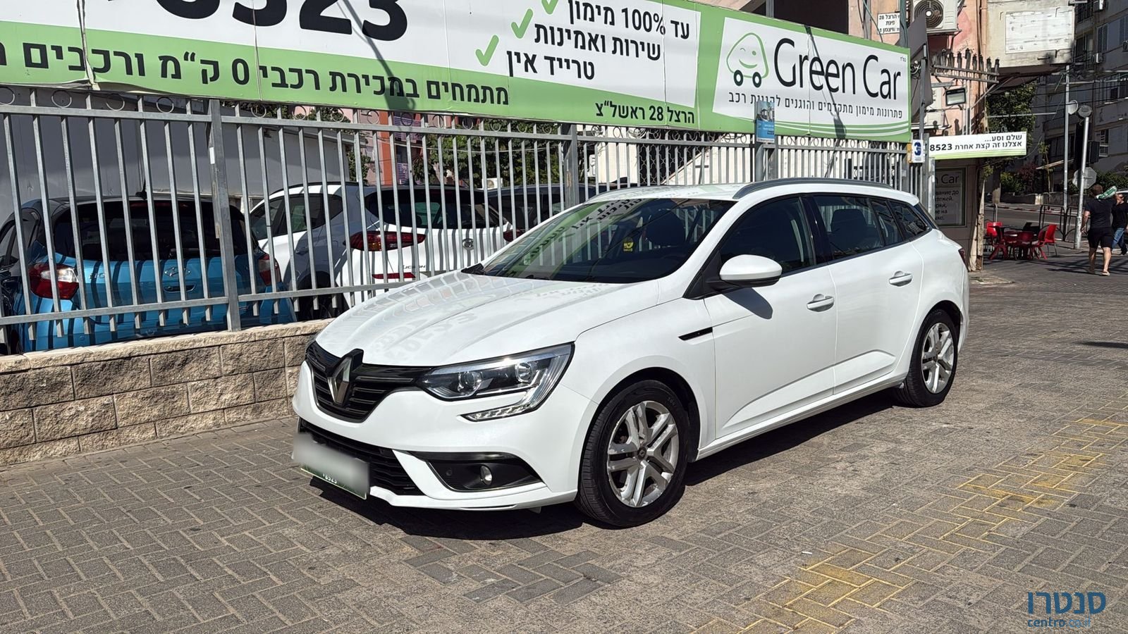 2020' Renault Megane photo #2