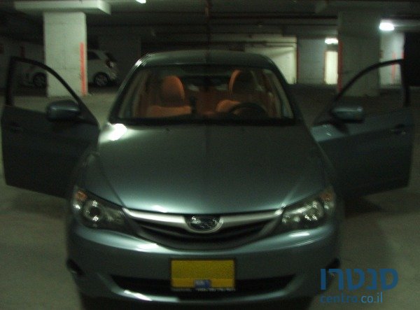 2011' Subaru Impreza photo #1