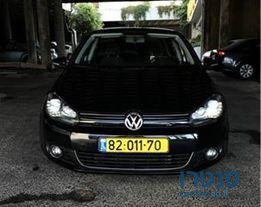 2010' Volkswagen Golf photo #2