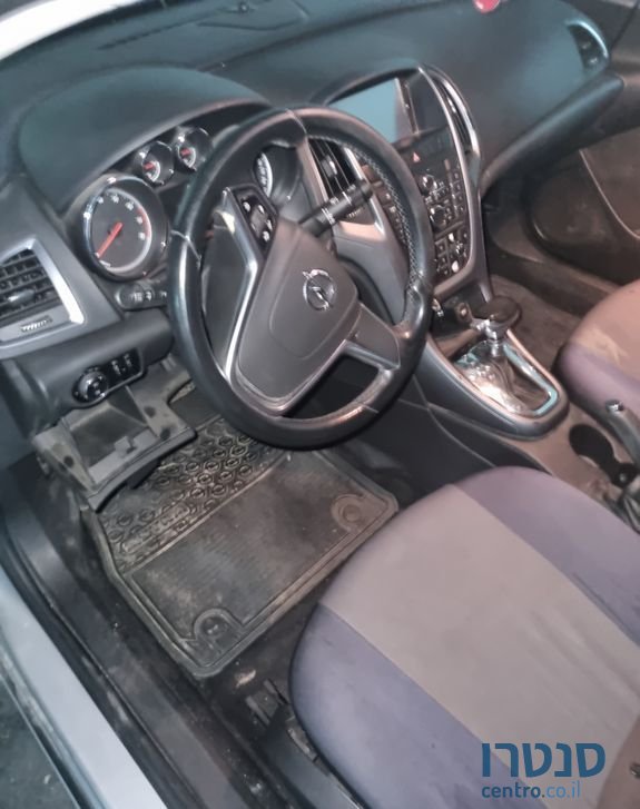 2012' Opel Astra אופל אסטרה photo #5