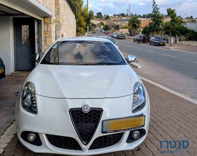 2014' Alfa Romeo Giulietta אלפא רומיאו ג'ולייטה photo #4