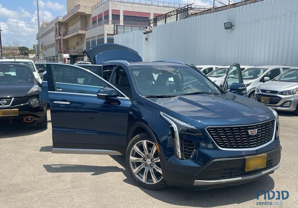 2022' Cadillac XT4 קאדילק photo #2