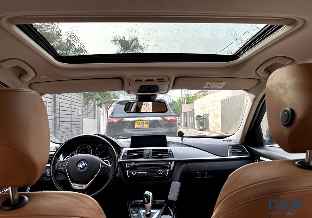 2019' BMW 3 Series ב.מ.וו סדרה 3 photo #2