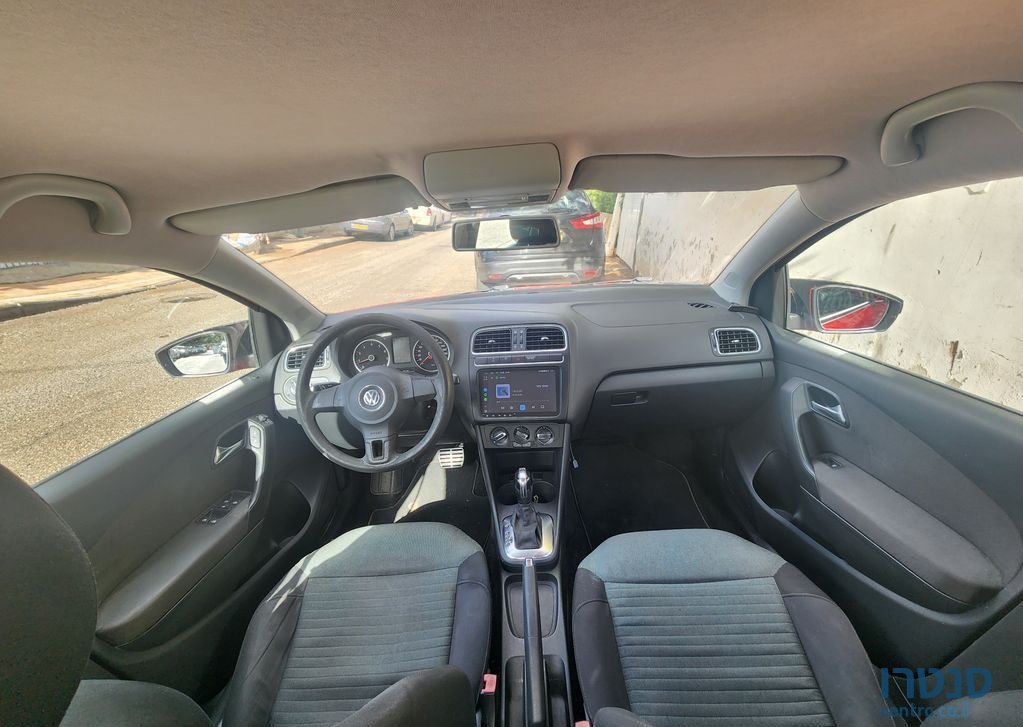 2011' Volkswagen Polo פולקסווגן פולו photo #5