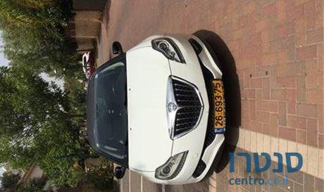 2011' Lancia Delta לנצ'יה דלתא photo #3