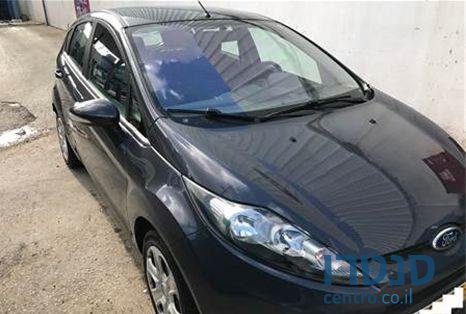 2011' Ford Fiesta photo #1