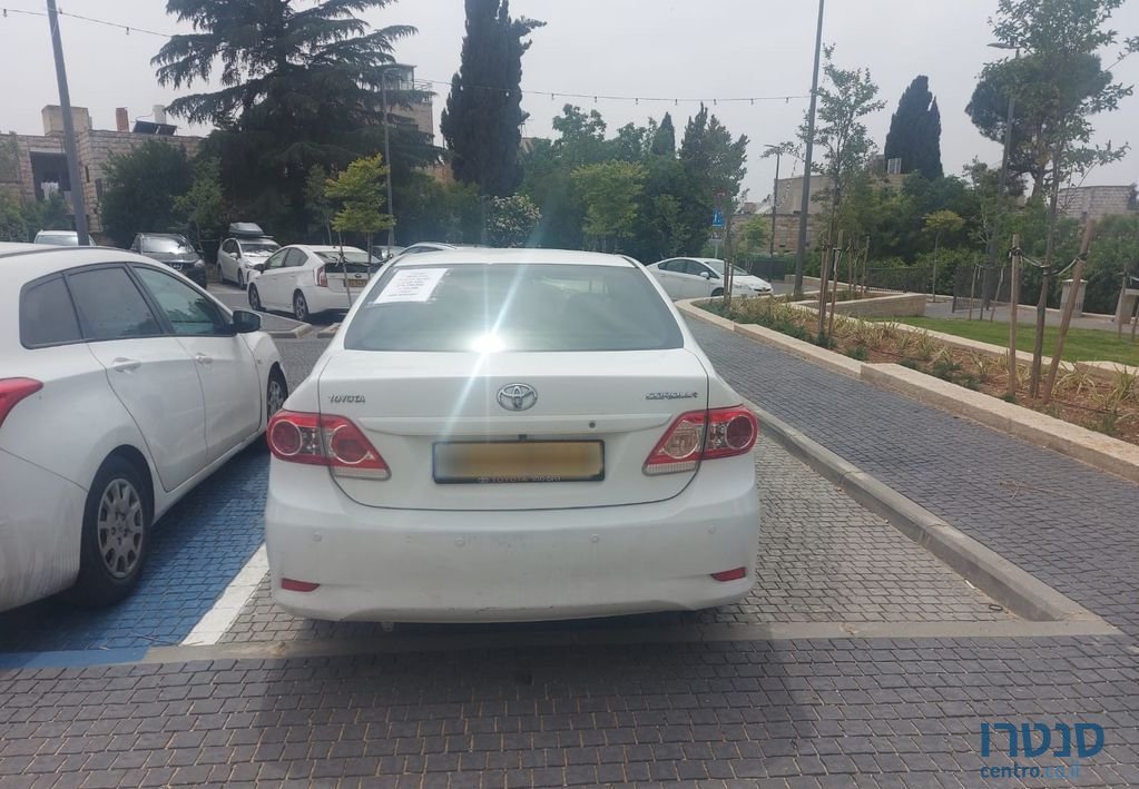 2010' Toyota Corolla טויוטה קורולה photo #2