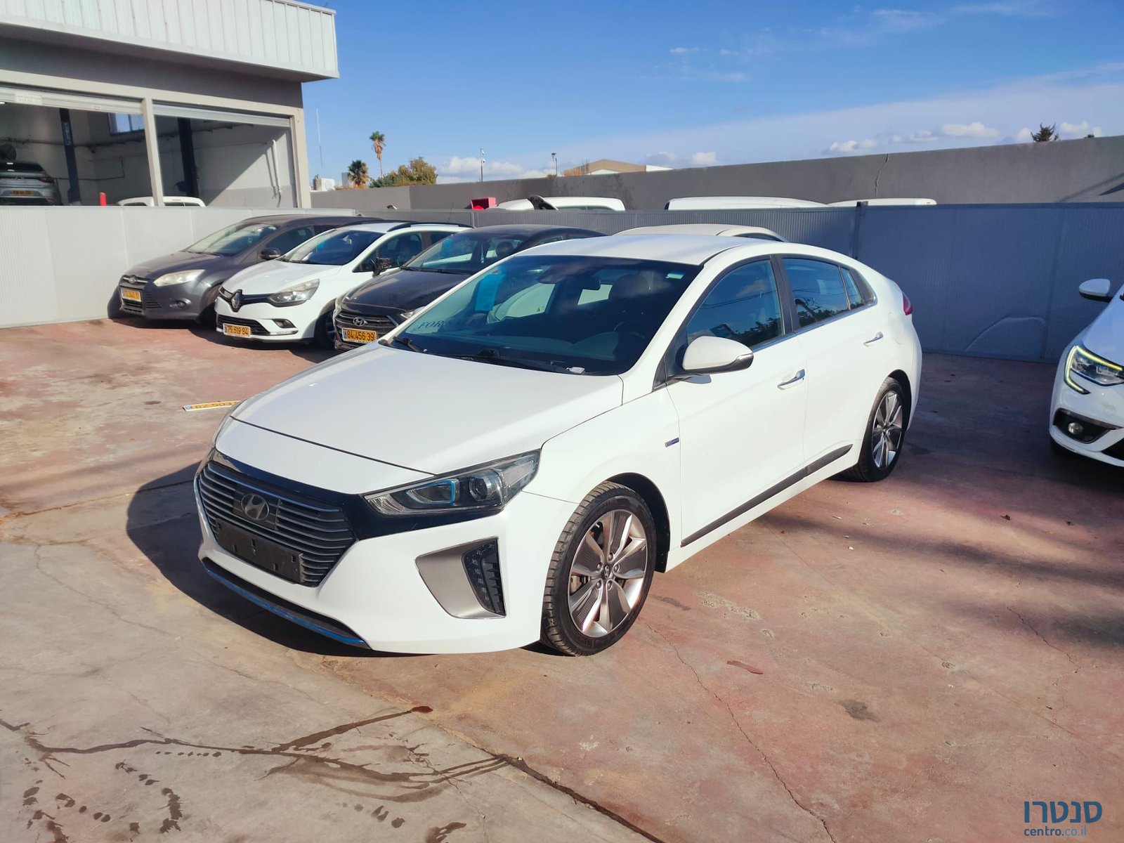 2017' Hyundai Ioniq יונדאי איוניק photo #1