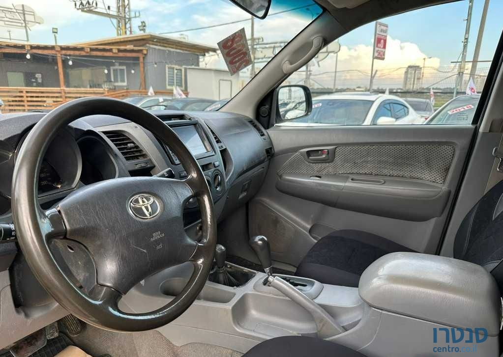 2008' Toyota Hilux טויוטה היילקס photo #6