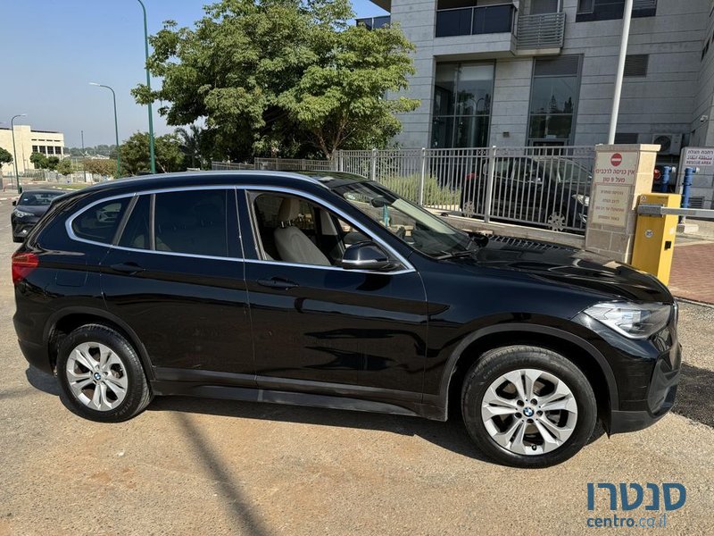 2021' BMW X1 ב.מ.וו photo #2