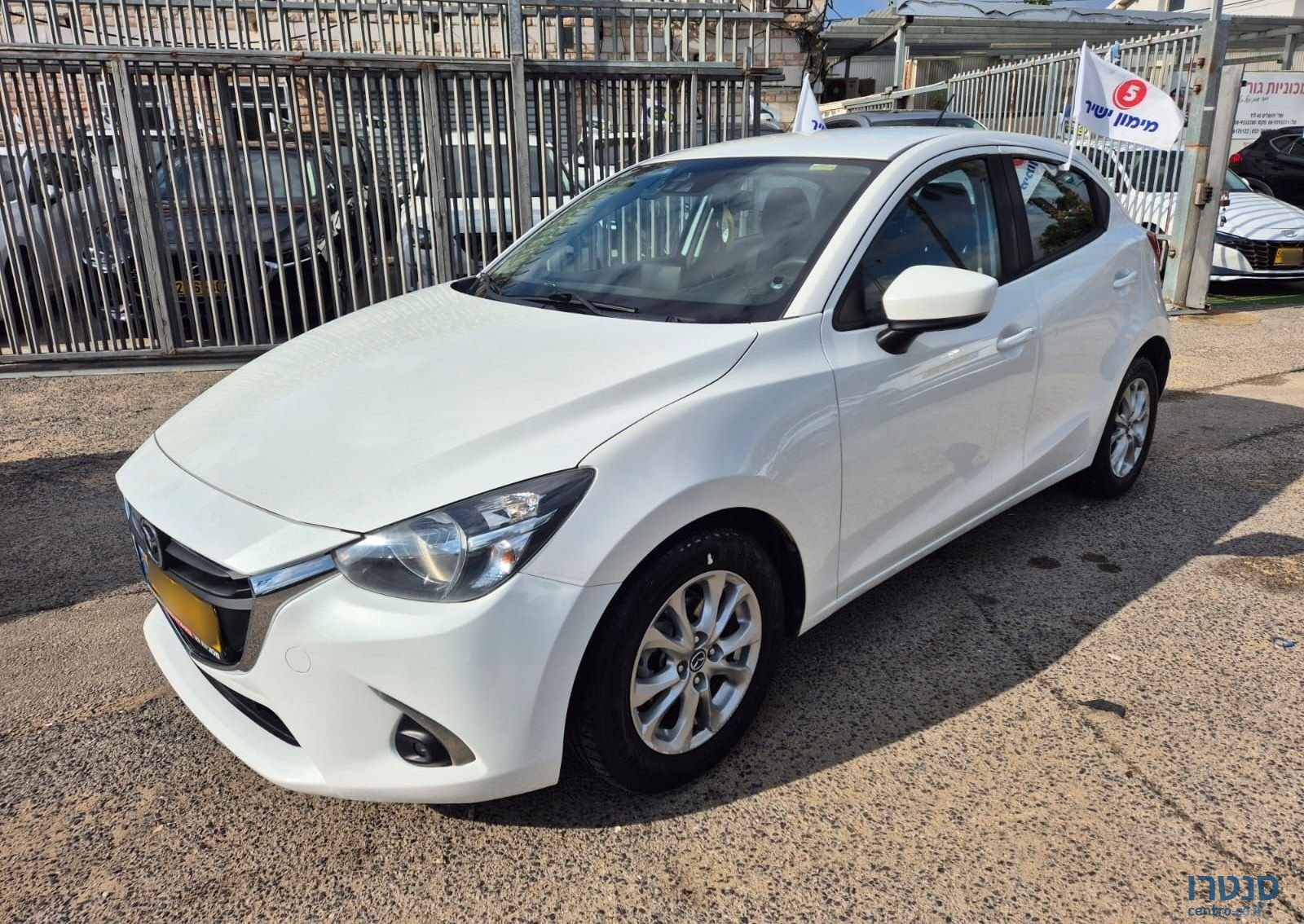 2019' Mazda 2 מאזדה photo #1