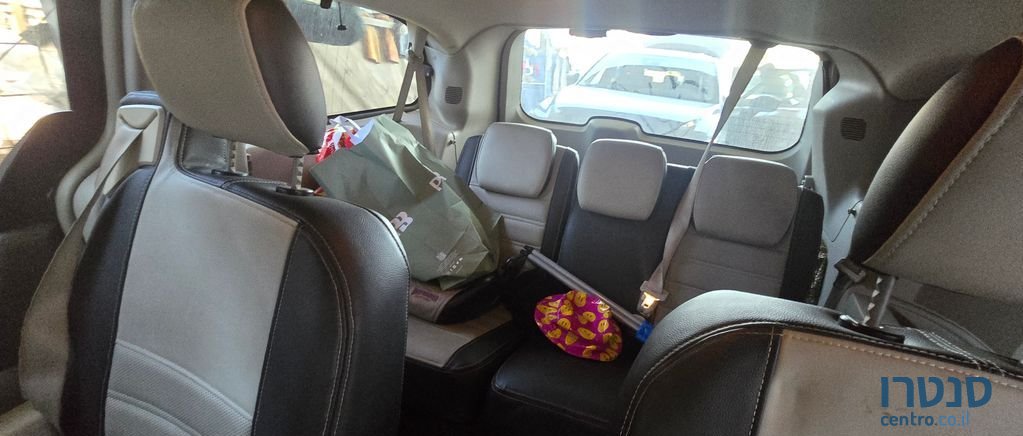 2008' Chrysler Grand Voyager קרייזלר גראנד וויאג'ר photo #4