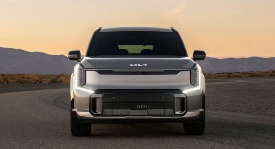 Kia chief confirms new city car in next wave of EVs