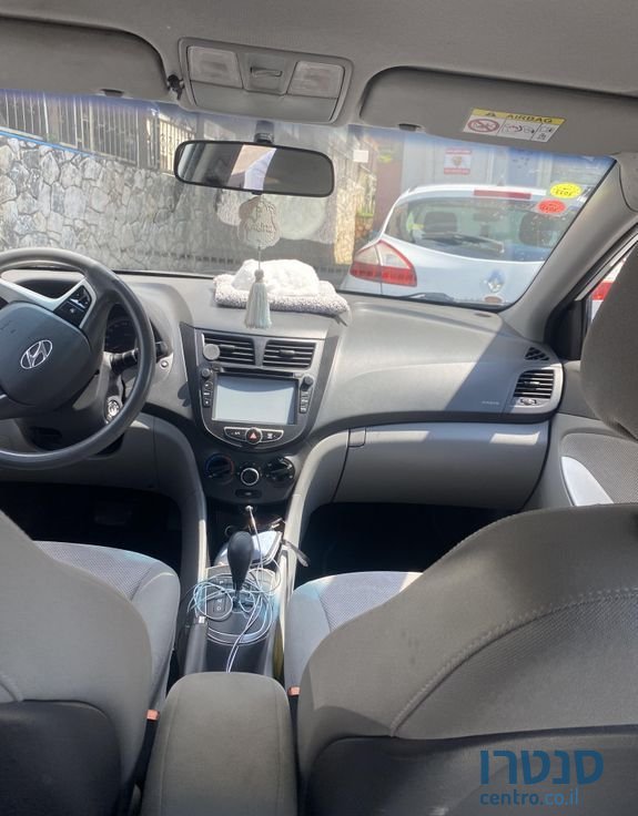 2014' Hyundai i25 יונדאי photo #4