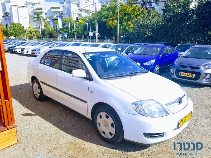 2006' Toyota Corolla photo #1