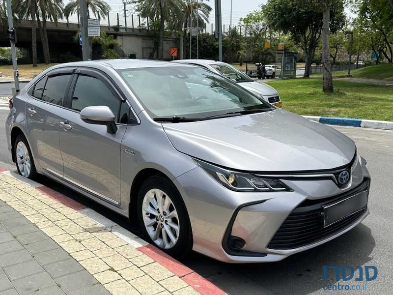 2020' Toyota Corolla טויוטה קורולה photo #3