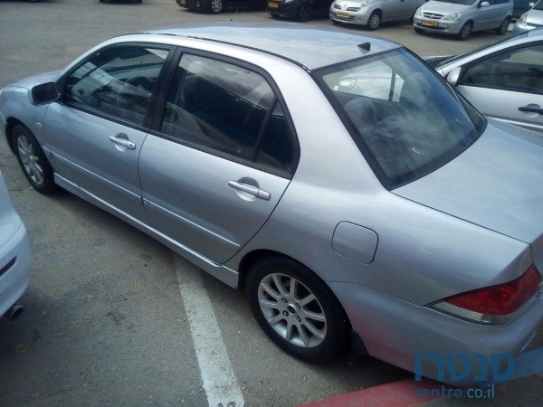 2007' Mitsubishi Lancer photo #2