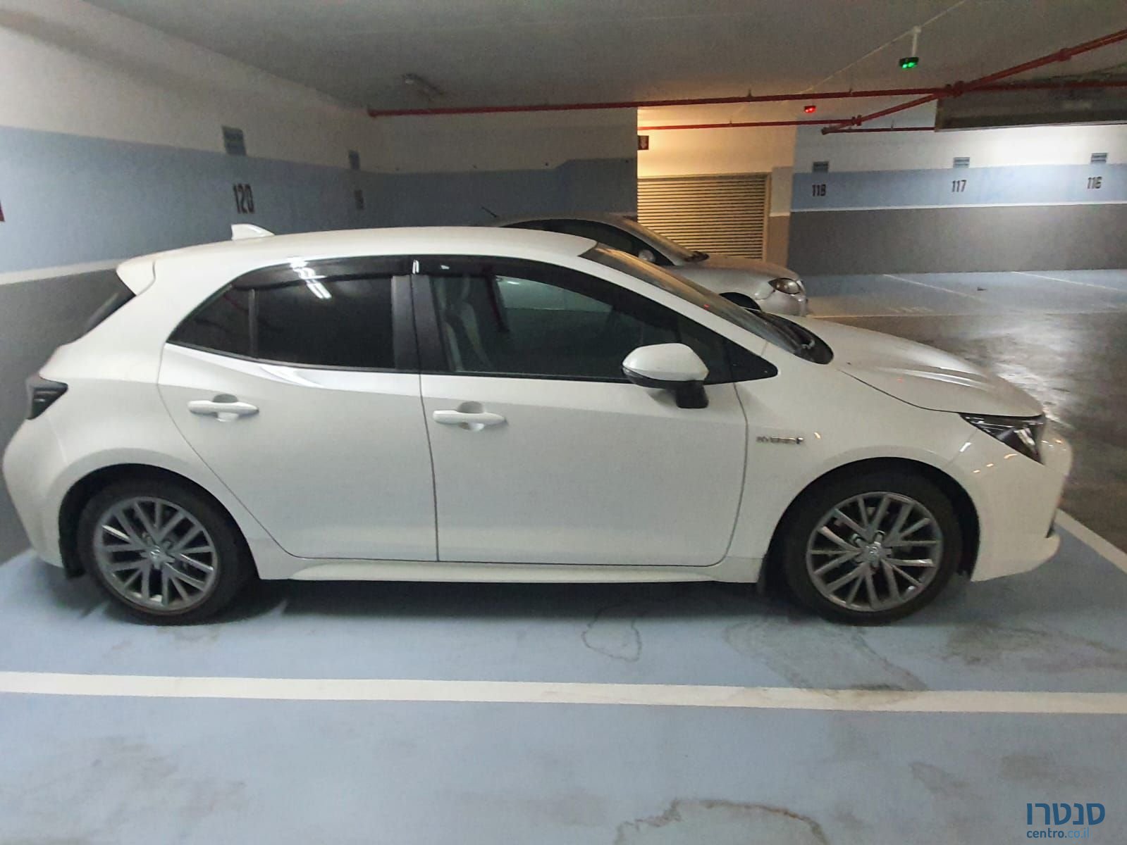 2019' Toyota Corolla טויוטה קורולה photo #1