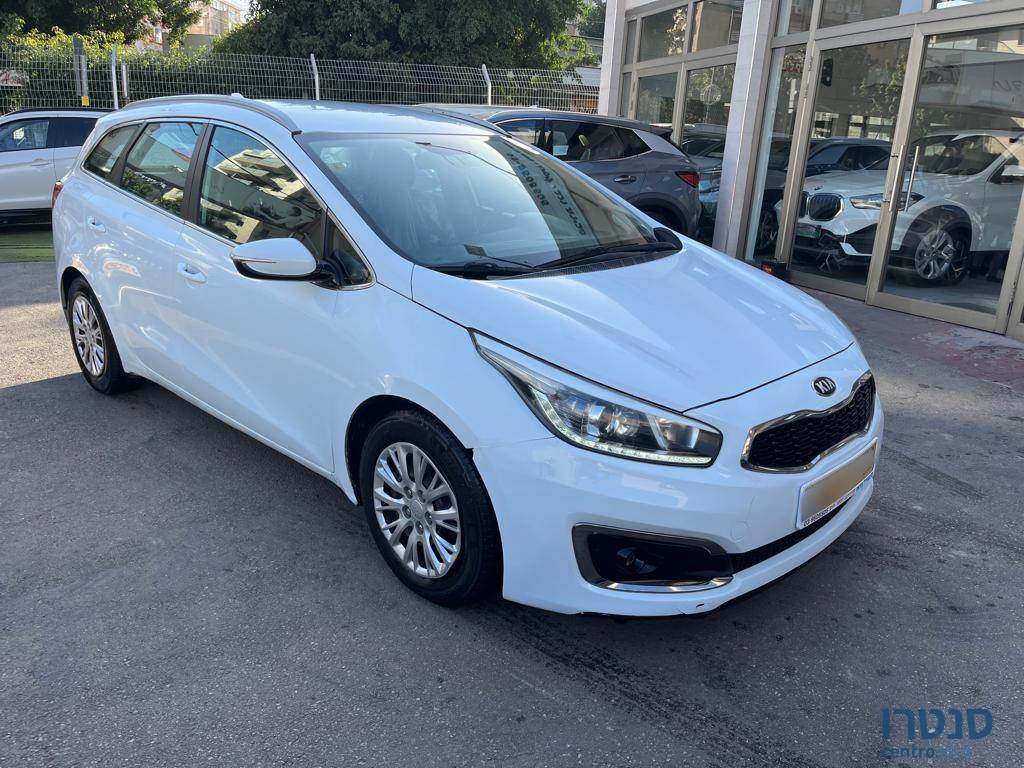 2015' Kia Ceed photo #2