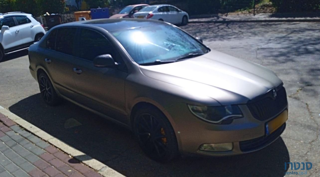 2011' Skoda Superb סקודה סופרב photo #1