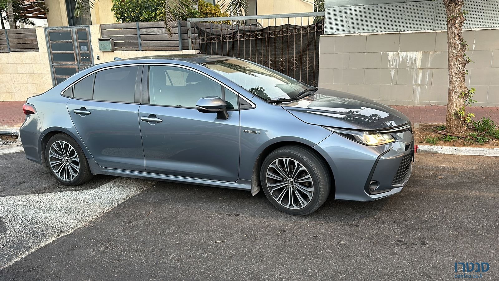 2019' Toyota Corolla טויוטה קורולה photo #3